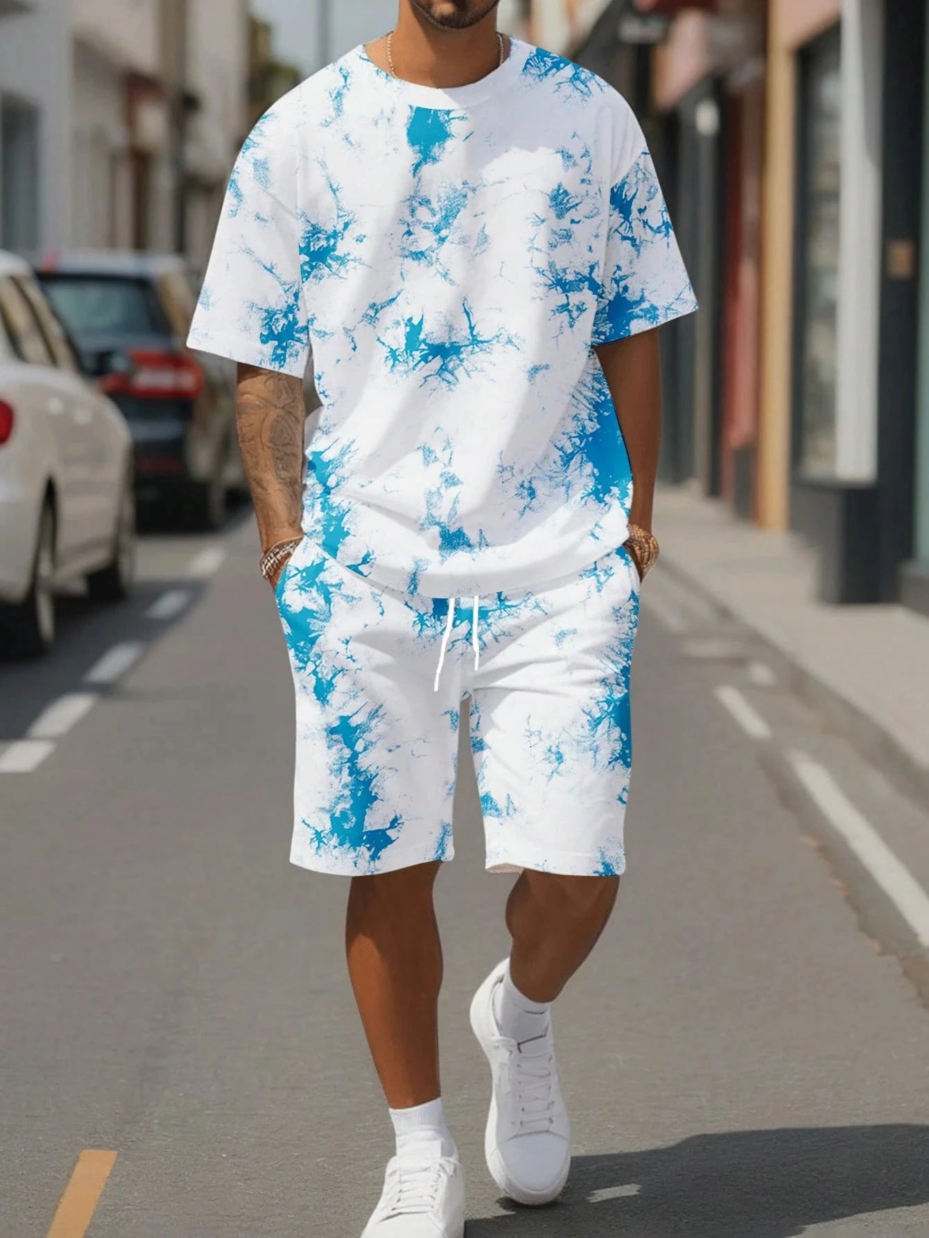 Conjunto de camiseta y pantalones cortos con estampado gráfico de flores en blanco y negro para hombre, conjunto de 2 piezas con cuello redondo, Top de manga corta, pantalones cortos con cintura elástica