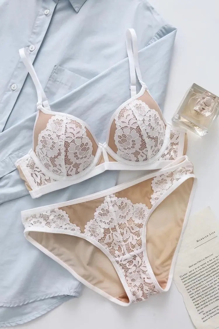 Conjunto de sujetador y bragas con forro fino de retazos de encaje sin espalda en U, ropa interior con realce, lencería hermosa para mujer, bragas de malla