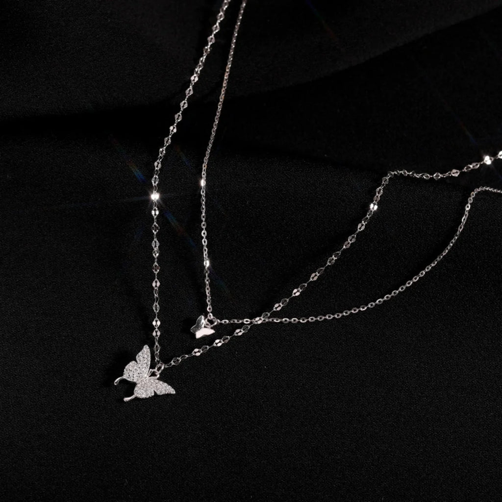 Nuevo collar de mariposa brillante para mujer, exquisito collar de cadena de clavícula de doble capa, joyería para regalo de mujer