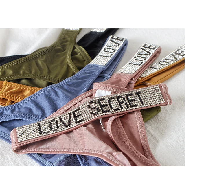 Tangas sexis de cintura baja para mujer, bragas con diamantes de imitación y letras, Tanga deportiva, pantalones cortos, calzoncillos con espalda en T, talla S-XL para Fitness