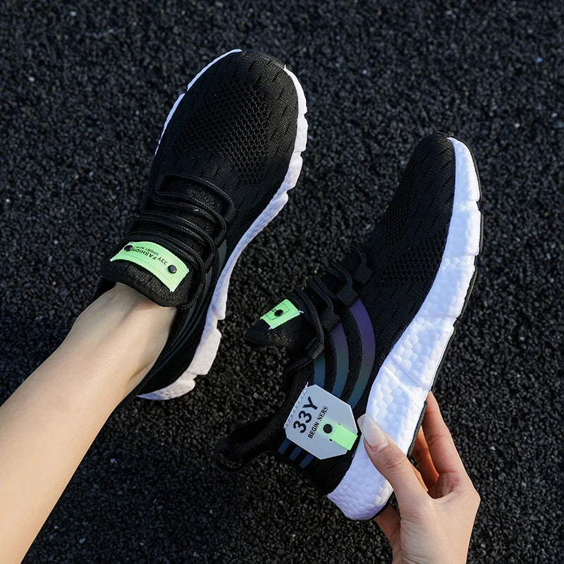 Zapatillas de deporte para hombre, zapatos informales clásicos transpirables, zapatillas de Tenis para hombre, novedad de 2024, zapatos cómodos de malla para exteriores para hombre, Tenis Masculino