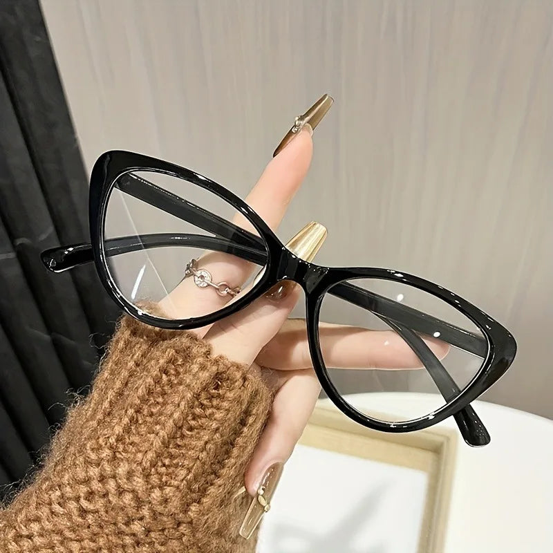 Gafas de vestir a la moda con lentes planas para mujer, ojo de gato, adecuadas para ropa diaria y fotografía callejera