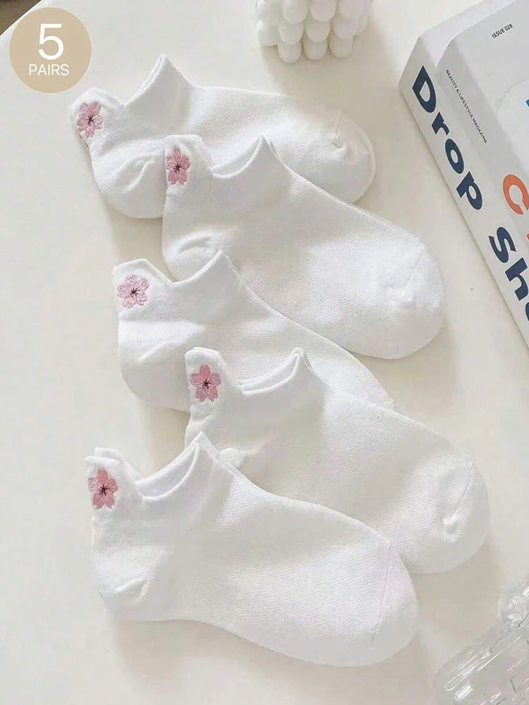 5 pares de calcetines cortos de dibujos animados para mujer, calcetines bonitos y versátiles a la moda con patrón de flores, calcetines transpirables suaves e informales que absorben el sudor