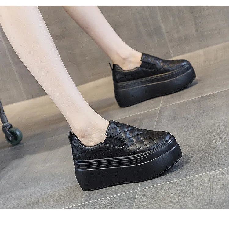 2025 zapatos de cuña de plataforma primavera otoño cabeza redonda Color sólido zapatillas gruesas Casual Slip on mocasines femeninos