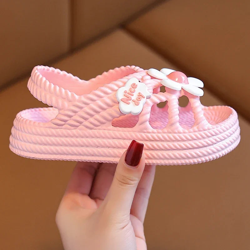 Nuevas Pantuflas Infantiles de Verano para Niñas y Niños, Antideslizantes para Baño y Playa, Sandalias de Suela Blanda para Bebés