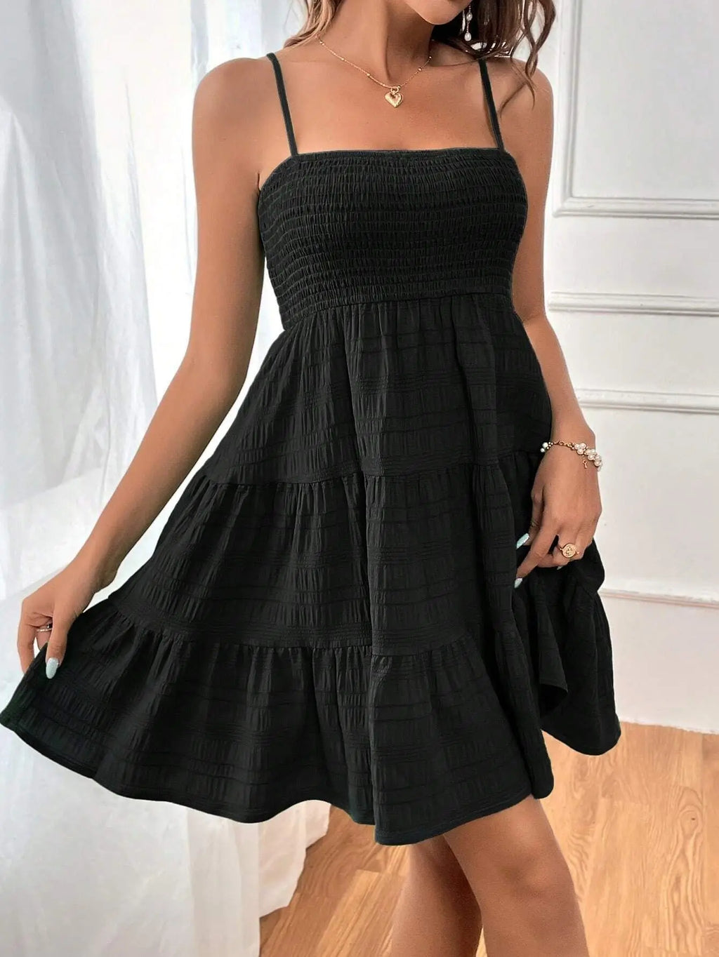 Minivestido con corpiño ahumado y tirantes finos para mujer, vestido azul con volantes escalonados, ropa informal de verano para vacaciones y playa