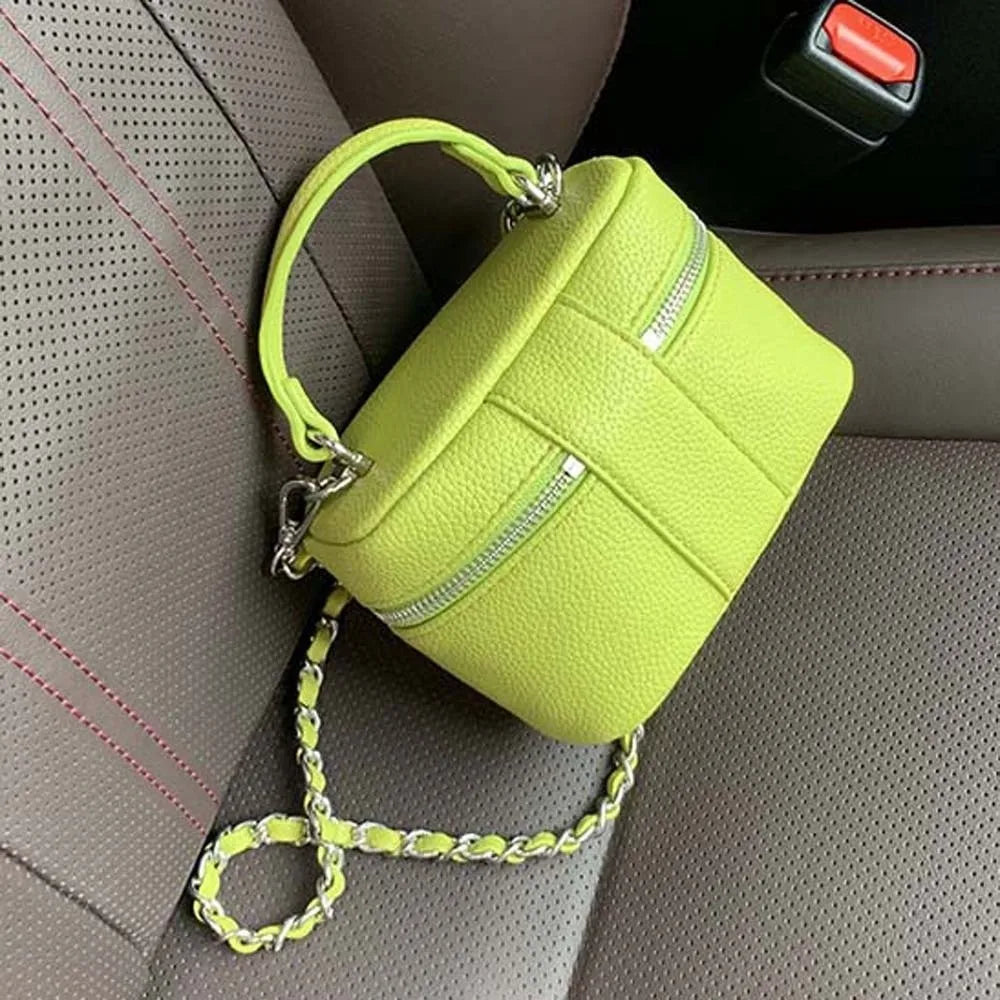 Bolso de mano cuadrado compacto con textura granulada, cierre de cremallera, estilo macaron, de cuero vegano, construcción sólida.