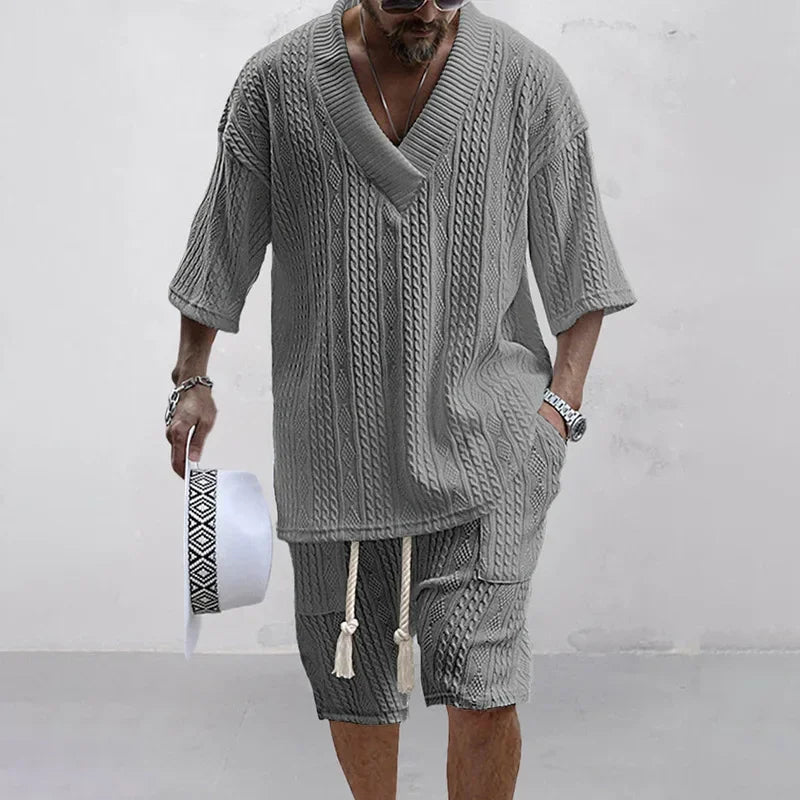 Conjunto de pantalones cortos informales para hombre, camiseta de manga corta con cuello en V y pantalones cortos, ropa de calle de punto, primavera y verano, 2024