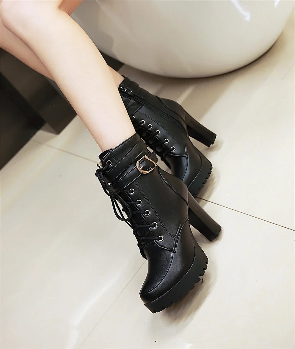 Zapatos de mujer Botas de moto Otoño Invierno Botas de mujer 2025 Botas de tobillo elegantes para mujer Plataformas de tacón alto Botas sexis con hebilla blanca