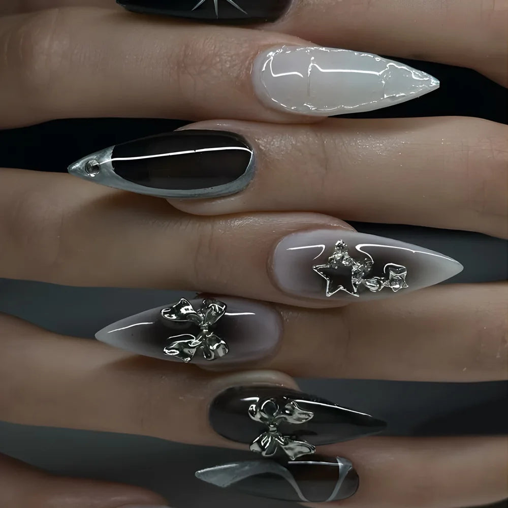 Uñas postizas negras con diseño de murciélago para Halloween, puntas de uñas decoradas con forma de almendra, con remaches y lazos, 24 unidades, uñas acrílicas reutilizables.