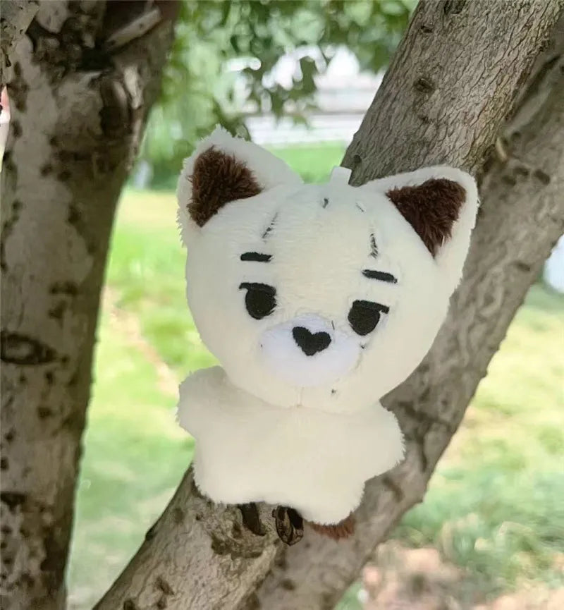 Llaveros de peluche de dibujos animados de Kpop de moda: JUNGWON, SUNGHOON, JAY, NIKI, JAKE, HEESEUNG, SUNOO - Colgantes para bolsos