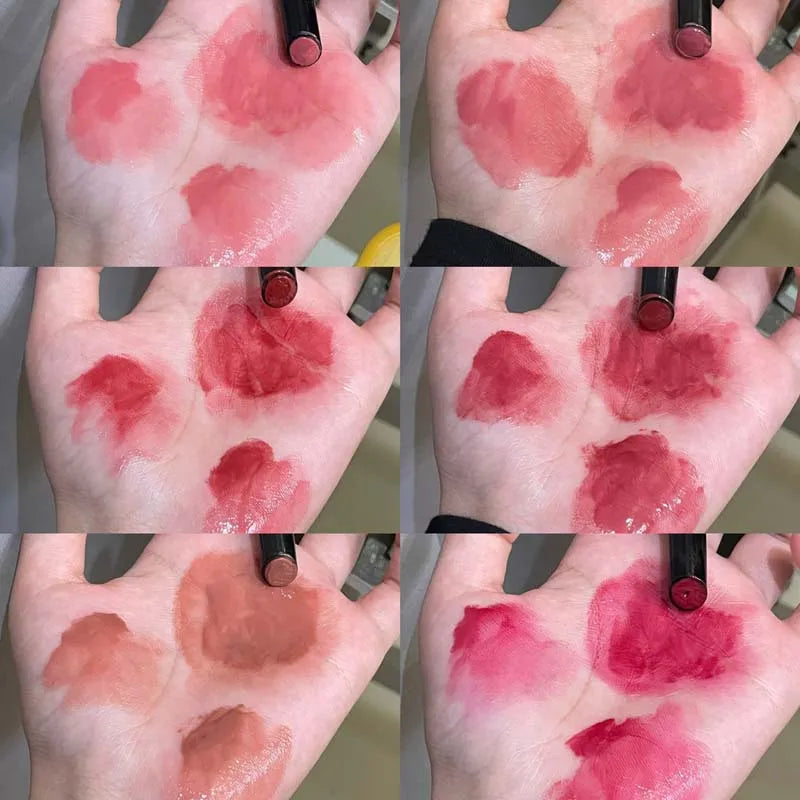 El lápiz labial de espejo tiene una textura suave, color rico y formación de película que no se seca ni se pega, labios hidratantes y Pouty
