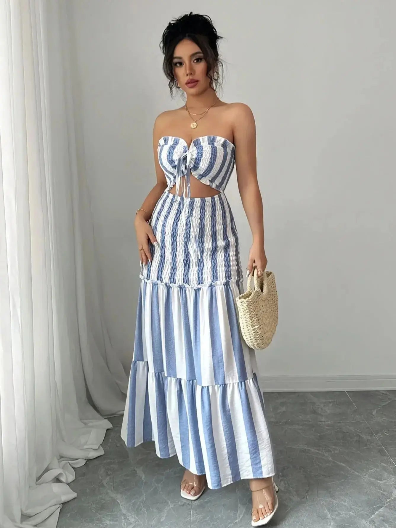 Vestido a Rayas de Moda con Hombros Descubiertos, Falda con Trenzas Delanteras, Elegante Vestido para Damas