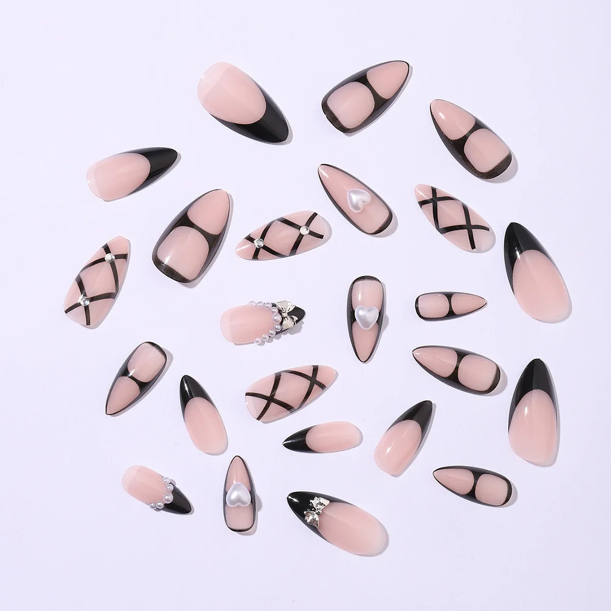 Uñas postizas negras con diseño de murciélago para Halloween, puntas de uñas decoradas con forma de almendra, con remaches y lazos, 24 unidades, uñas acrílicas reutilizables.