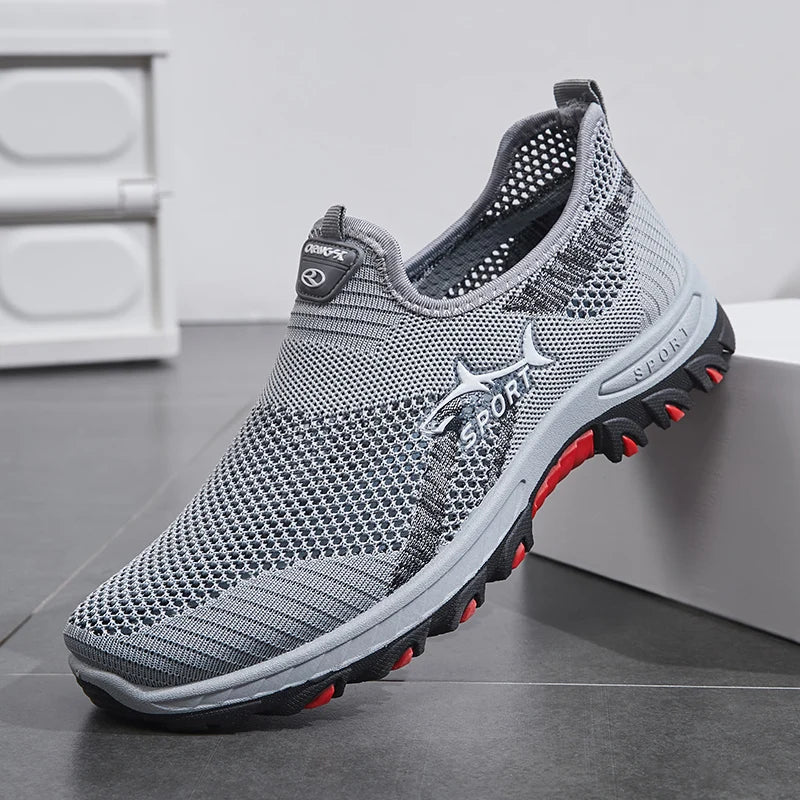 Zapatillas ligeras sin cordones para hombre - Zapatos casuales antideslizantes adecuados para senderismo, uso diario y aventuras al aire libre, diseño de tela negra de caña baja con suela sintética, punta redonda, ideales