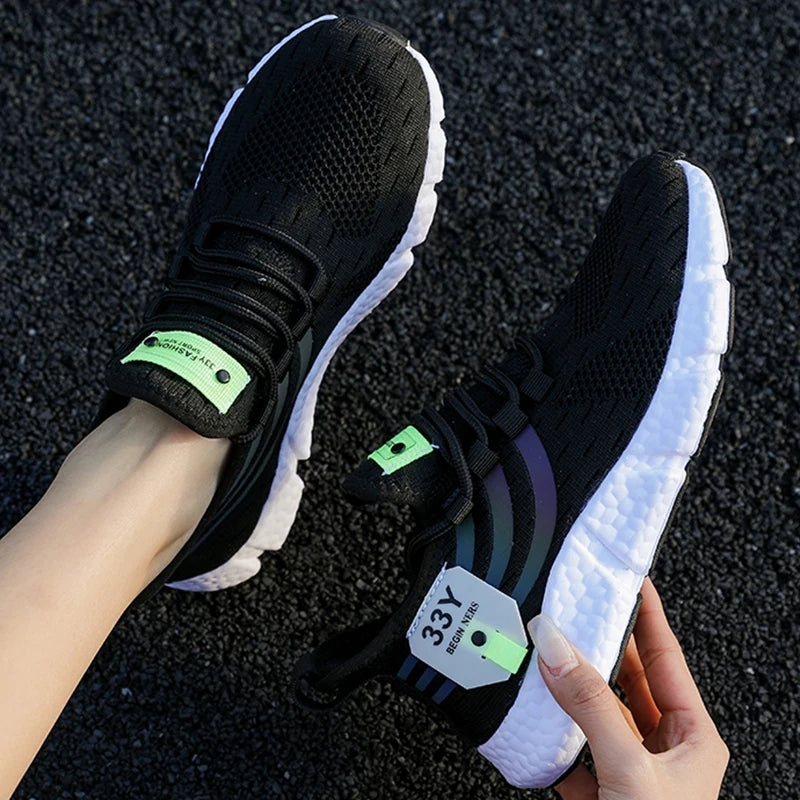 Zapatillas de deporte para hombre, zapatos informales clásicos transpirables, zapatillas de Tenis para hombre, novedad de 2024, zapatos cómodos de malla para exteriores para hombre, Tenis Masculino