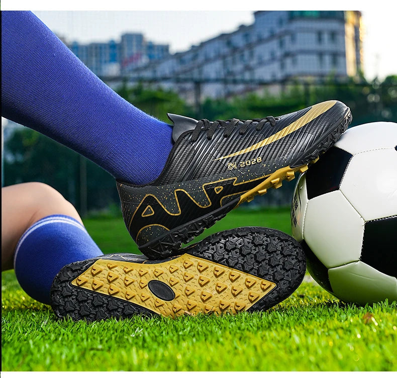 Botas de Fútbol Profesionales FG/TF para Hombre, Tacos Largos para Césped, Transpirables, Ligeras y Cómodas para Entrenamiento