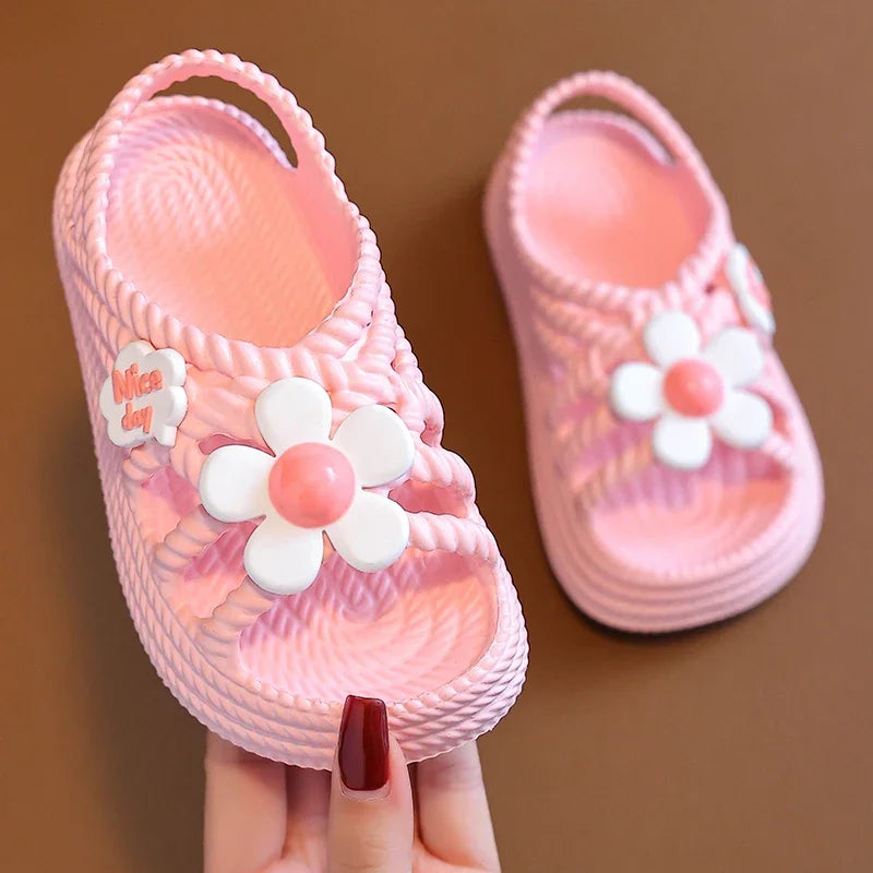 Nuevas Pantuflas Infantiles de Verano para Niñas y Niños, Antideslizantes para Baño y Playa, Sandalias de Suela Blanda para Bebés