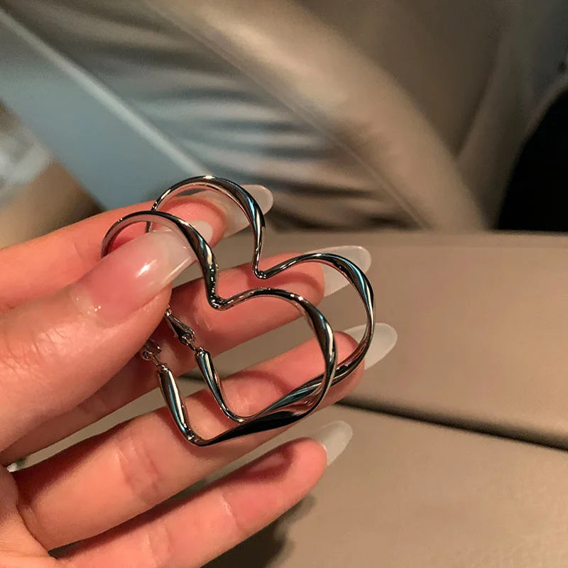 1 par de moda para mujer, moda, personalidad exagerada, diseño de corazón hueco, puño para niña, regalo de joyería de cumpleaños