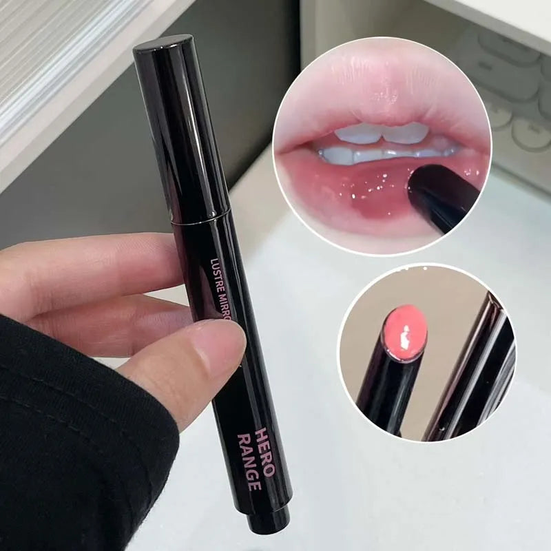 El lápiz labial de espejo tiene una textura suave, color rico y formación de película que no se seca ni se pega, labios hidratantes y Pouty