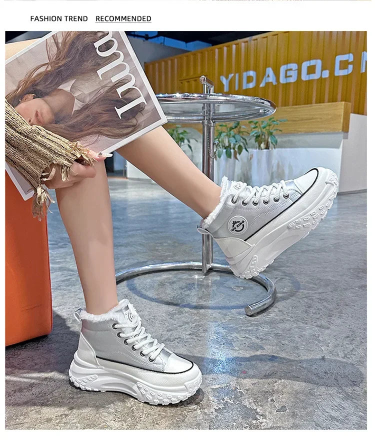 Botas planas de nuevo estilo para mujer, zapatos de algodón cálidos y gruesos con forro polar, zapatos blancos pequeños de alta calidad, Hx-q037, invierno 2023