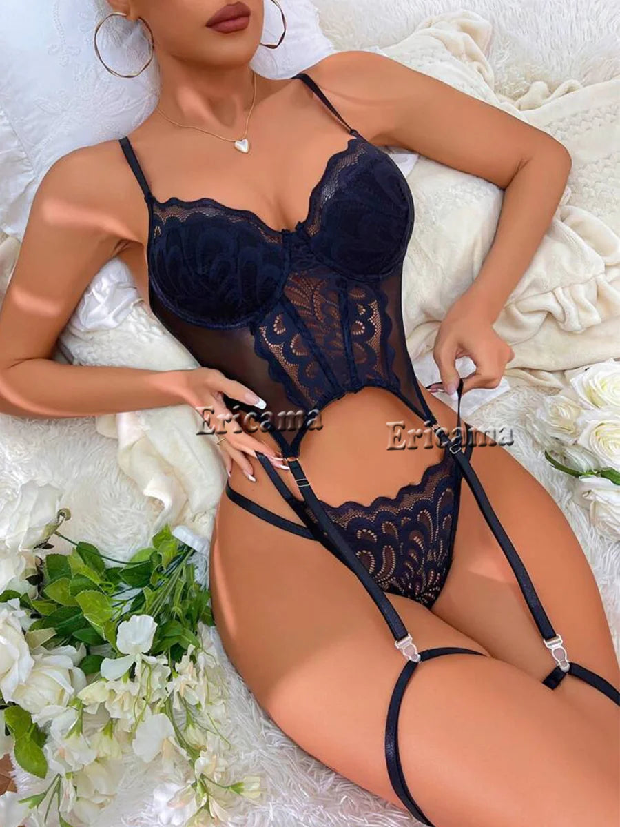 Conjunto de lencería erótica de encaje con decoración de lazo, sujetador íntimo calado con tiras, Tanga y liguero, lencería y ropa interior Sexy para mujer