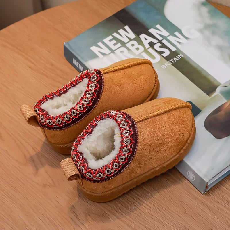 2025 nueva moda botines para niños suave invierno casual niñas zapatos de algodón Color sólido niños escuela botas de felpa zapatos cálidos