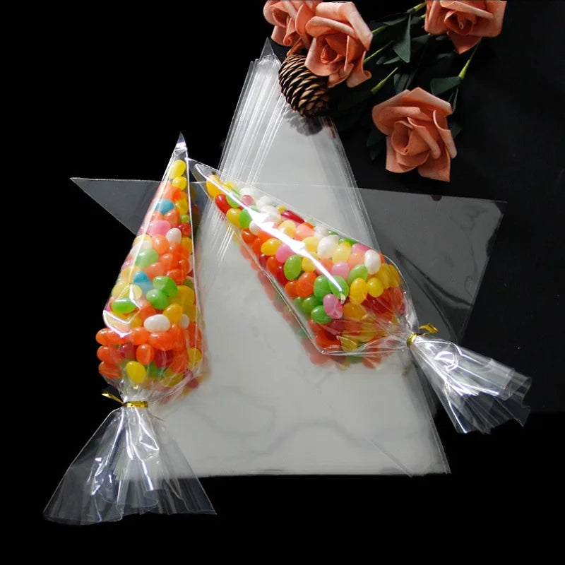 50/100 Uds. Bolsas de dulces, bolsas de palomitas de maíz de celofán, bolsas de almacenamiento de galletas con cono con lazos dorados, recuerdos de fiesta de cumpleaños y boda