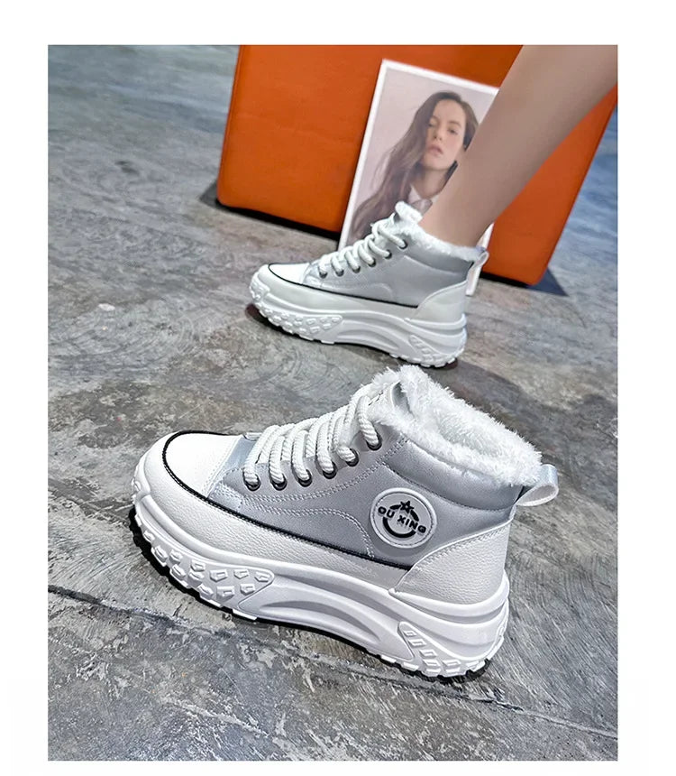 Botas planas de nuevo estilo para mujer, zapatos de algodón cálidos y gruesos con forro polar, zapatos blancos pequeños de alta calidad, Hx-q037, invierno 2023