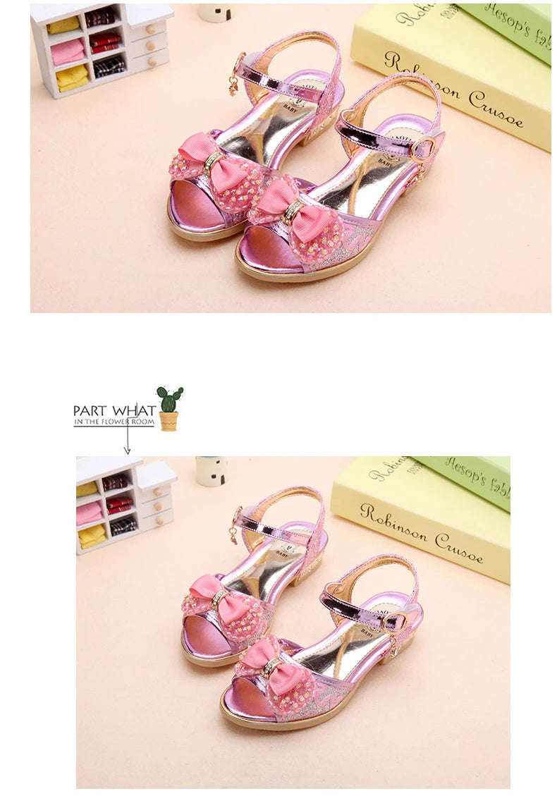 Sandalias de princesa de verano para niños, zapatos antideslizantes de tacón bajo con lentejuelas para niñas, sandalias de playa informales y versátiles con lazo a la moda