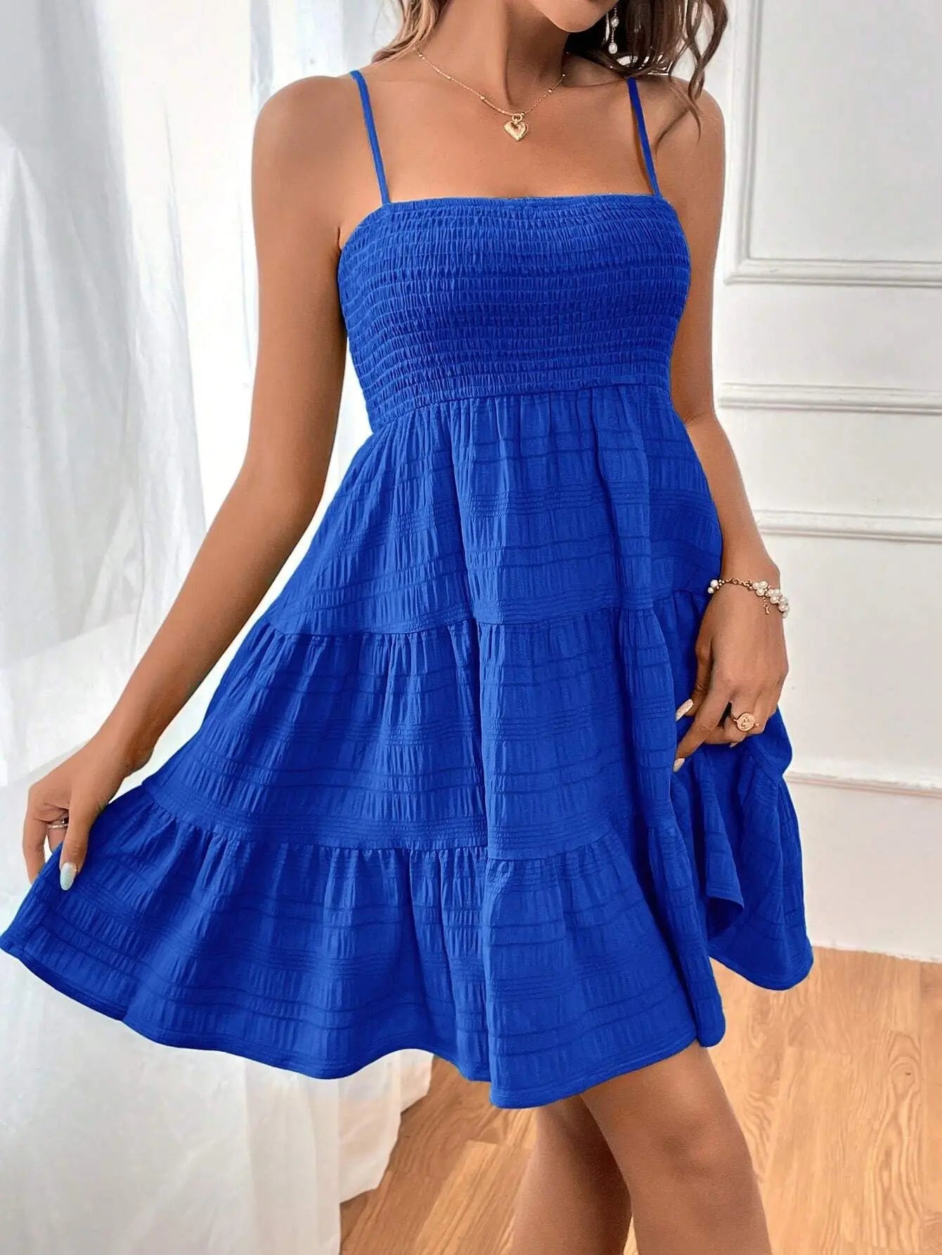 Minivestido con corpiño ahumado y tirantes finos para mujer, vestido azul con volantes escalonados, ropa informal de verano para vacaciones y playa