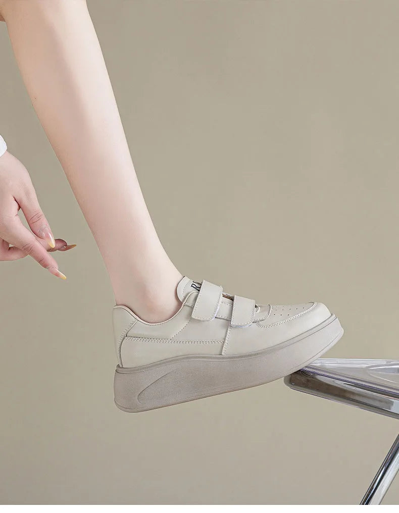DRKANOL, zapatos de plataforma con suela gruesa y aumento de altura, zapatillas informales de cuero genuino para mujer, zapatos de tabla con gancho y bucle para mujer, color blanco