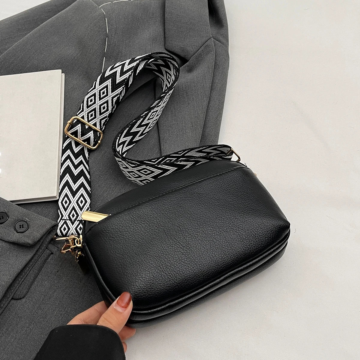 Bolso cruzado vegano elegante para mujer, bolso de hombro de PU minimalista y a la moda, compacto, espacioso, apto para teléfono