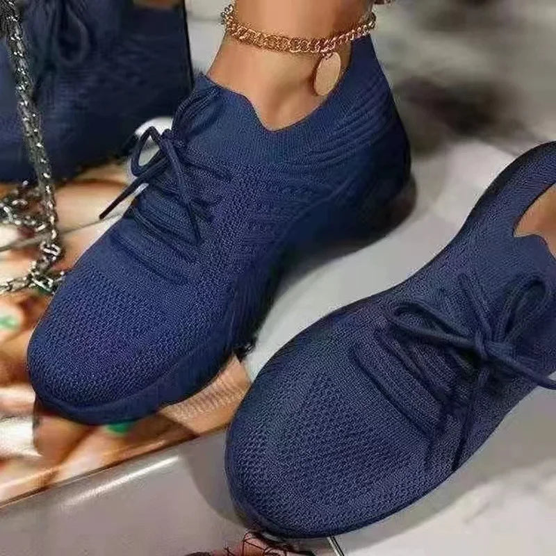 Zapatos deportivos informales rojos para mujer, zapatillas de tenis de malla cómodas, zapatillas ligeras para mujer, zapatos vulcanizados para estudiantes de talla grande 43, novedad de 2025