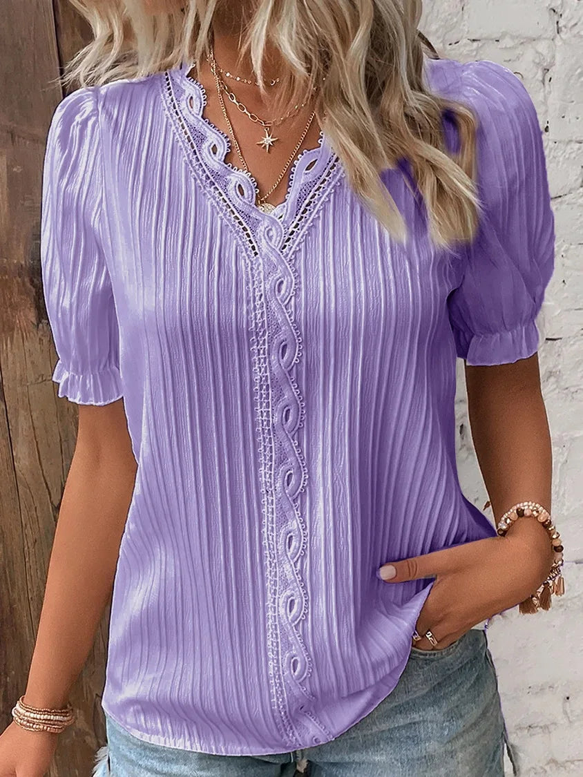 Camiseta nueva de verano para mujer, camiseta Sexy lisa con cuello en V, camisa de manga corta hueca, blusa de talla grande con empalme a la moda, ropa de calle holgada