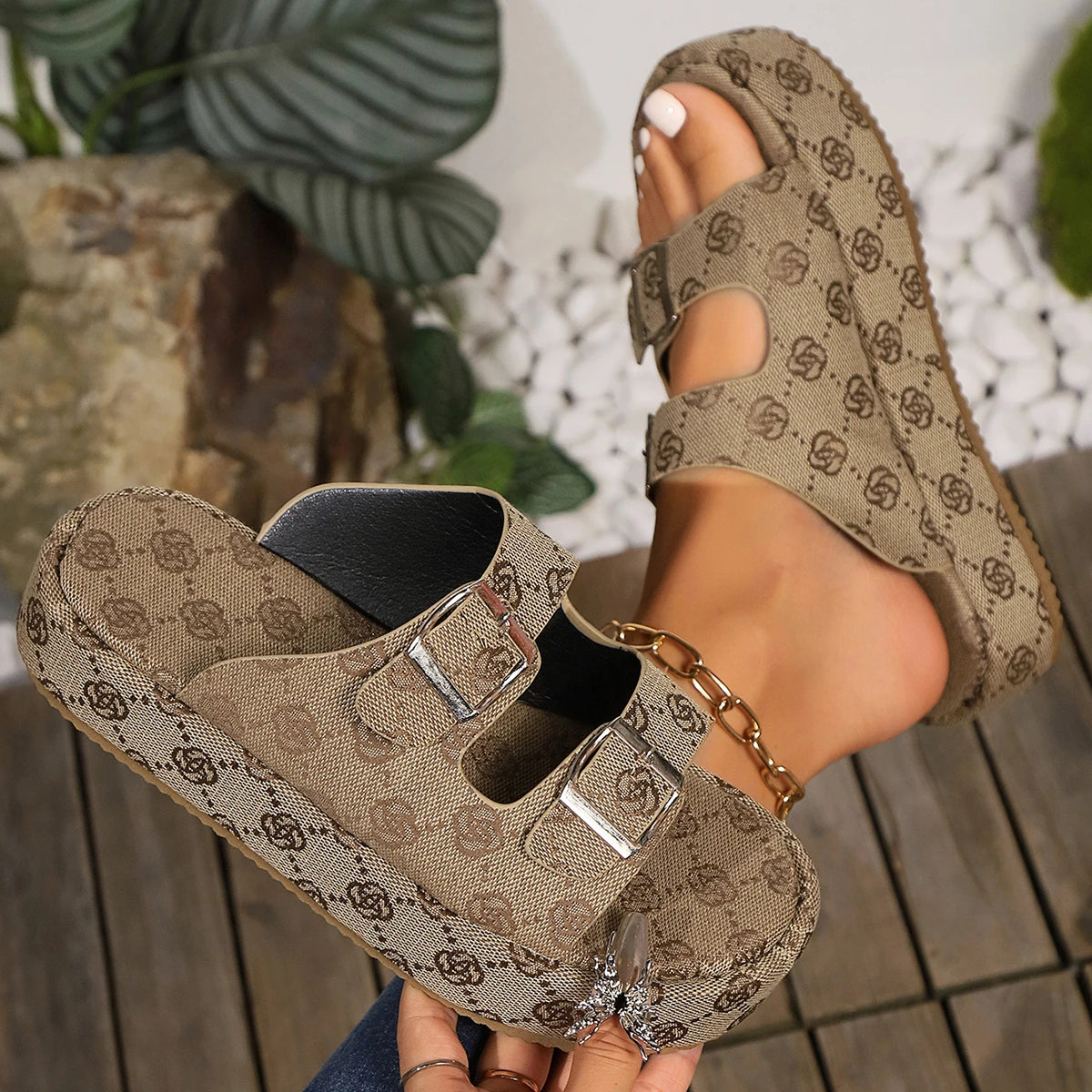 Zapatillas a la moda para mujer, sandalias de plataforma para banquete, fiesta, playa, 2024
