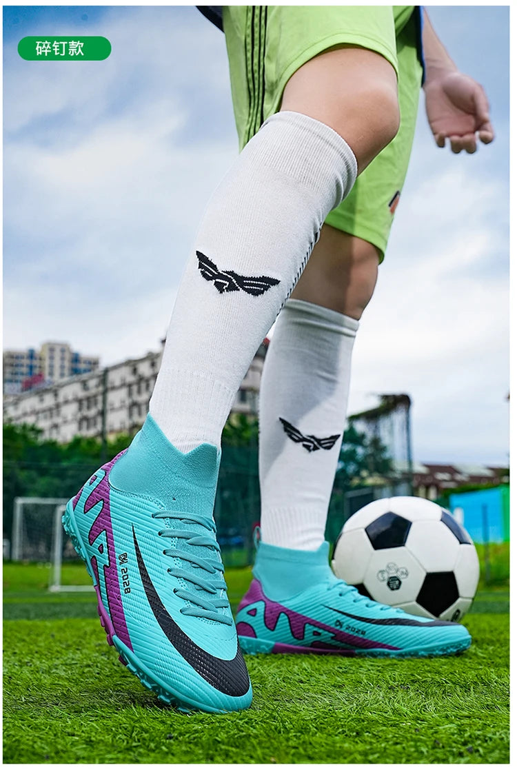 Zapatos de fútbol rosas a la moda para hombre, botas de fútbol ligeras profesionales con calcetín, zapatillas de fútbol originales antideslizantes para exteriores