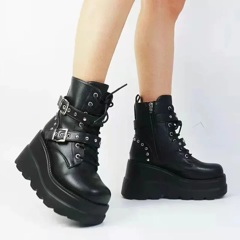 Nuevos botines de cuero Pu para mujer, Otoño Invierno, zapatos con cordones y punta redonda, botas góticas con plataforma para motocicleta para mujer, Cosplay