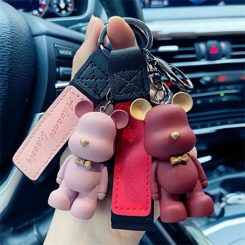 Nueva moda Simple lindo PVC pajarita oso llavero Kawaii dibujos animados Animal llavero lindo bolso colgante llavero coche llavero encanto
