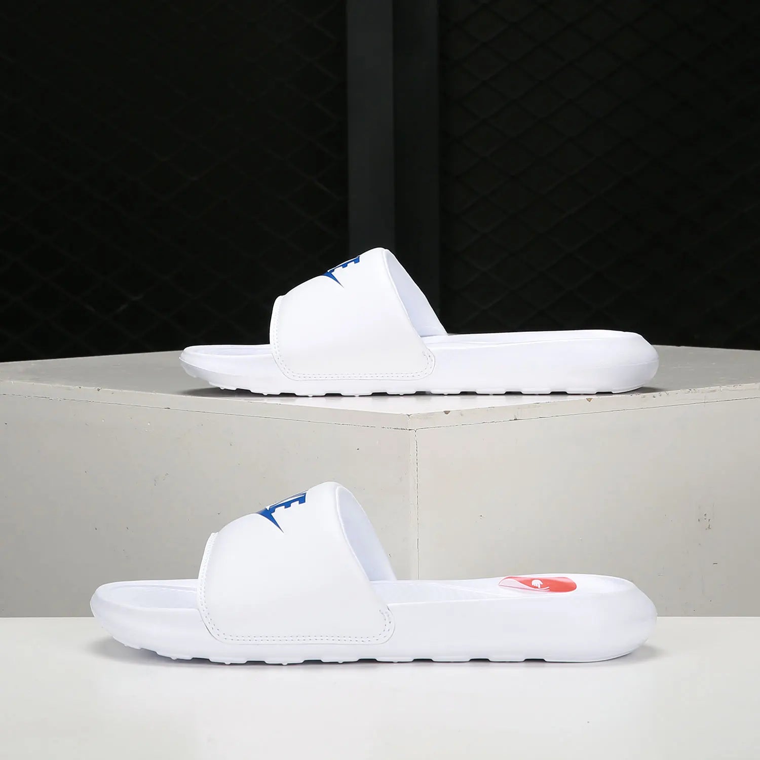 Sandalias deportivas Nike genuinas de espuma transpirable y ligeras para hombre CN9675-102