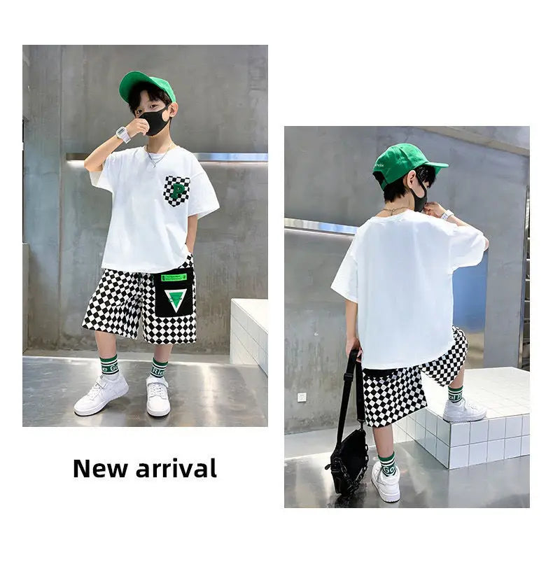 Conjunto de ropa de moda para niños, ropa de verano de manga corta para adolescentes, traje, camiseta con letras, pantalones cortos a cuadros, 2 uds., trajes de ropa de descanso para niños