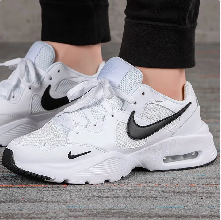 Nike's Nuevas zapatillas deportivas para hombre con amortiguación de aire para senderismo y fitness, ligeras y cómodas, con un diseño superior en capas, adecuadas para viajes y deportes diarios, Air Max Fusion, zapatillas