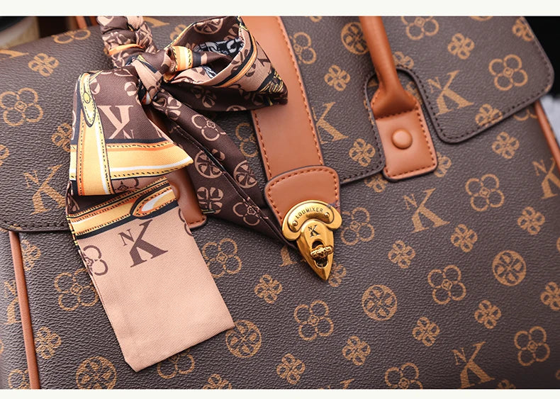 Bolso ligero de marca de lujo para mujer, bolso de gama alta versátil a la moda, bandolera de un solo hombro a la moda de gran capacidad, 2025