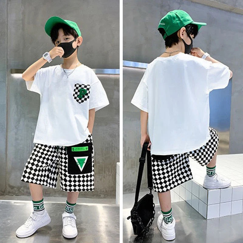 Conjunto de ropa de moda para niños, ropa de verano de manga corta para adolescentes, traje, camiseta con letras, pantalones cortos a cuadros, 2 uds., trajes de ropa de descanso para niños