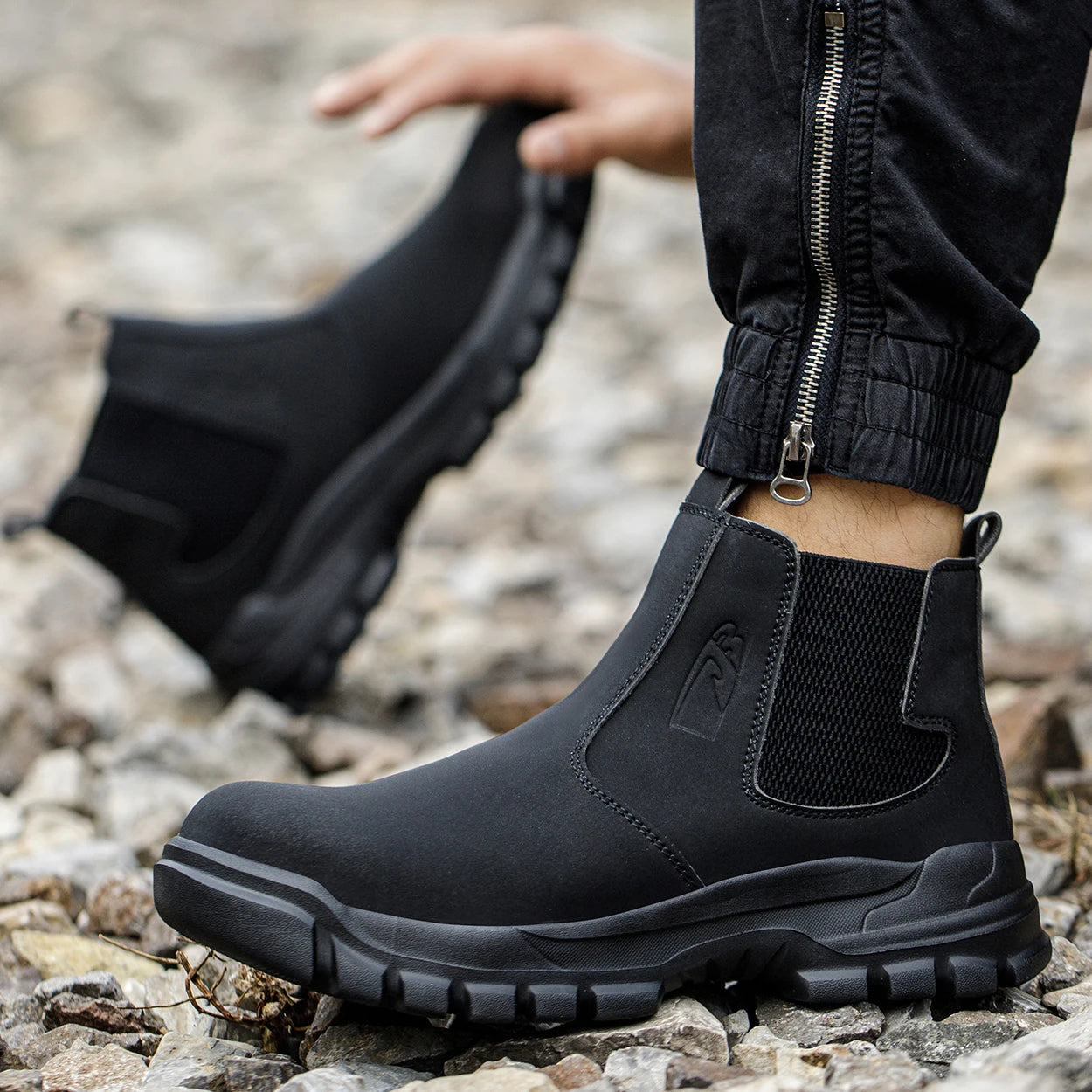 Botas de trabajo de seguridad impermeables para hombre, zapatos con punta de acero, botas tácticas de senderismo y aventura al aire libre, antiimpacto y antipinchazos