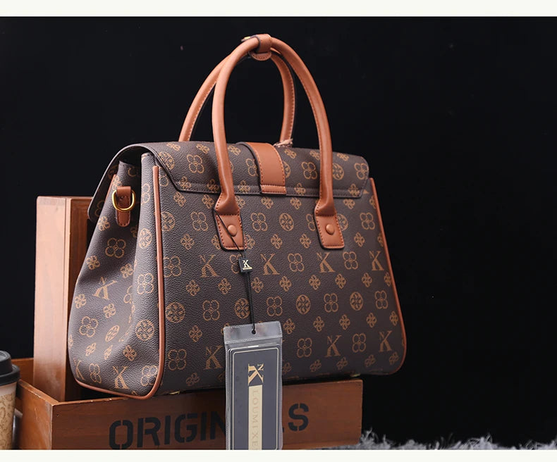 Bolso ligero de marca de lujo para mujer, bolso de gama alta versátil a la moda, bandolera de un solo hombro a la moda de gran capacidad, 2025