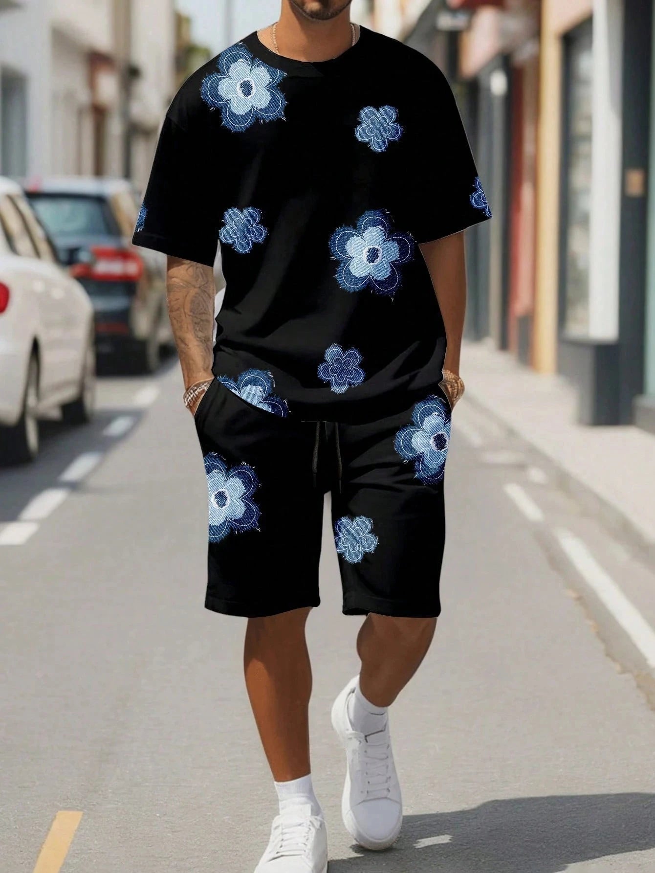 Conjunto de camiseta y pantalones cortos con estampado gráfico de flores en blanco y negro para hombre, conjunto de 2 piezas con cuello redondo, Top de manga corta, pantalones cortos con cintura elástica