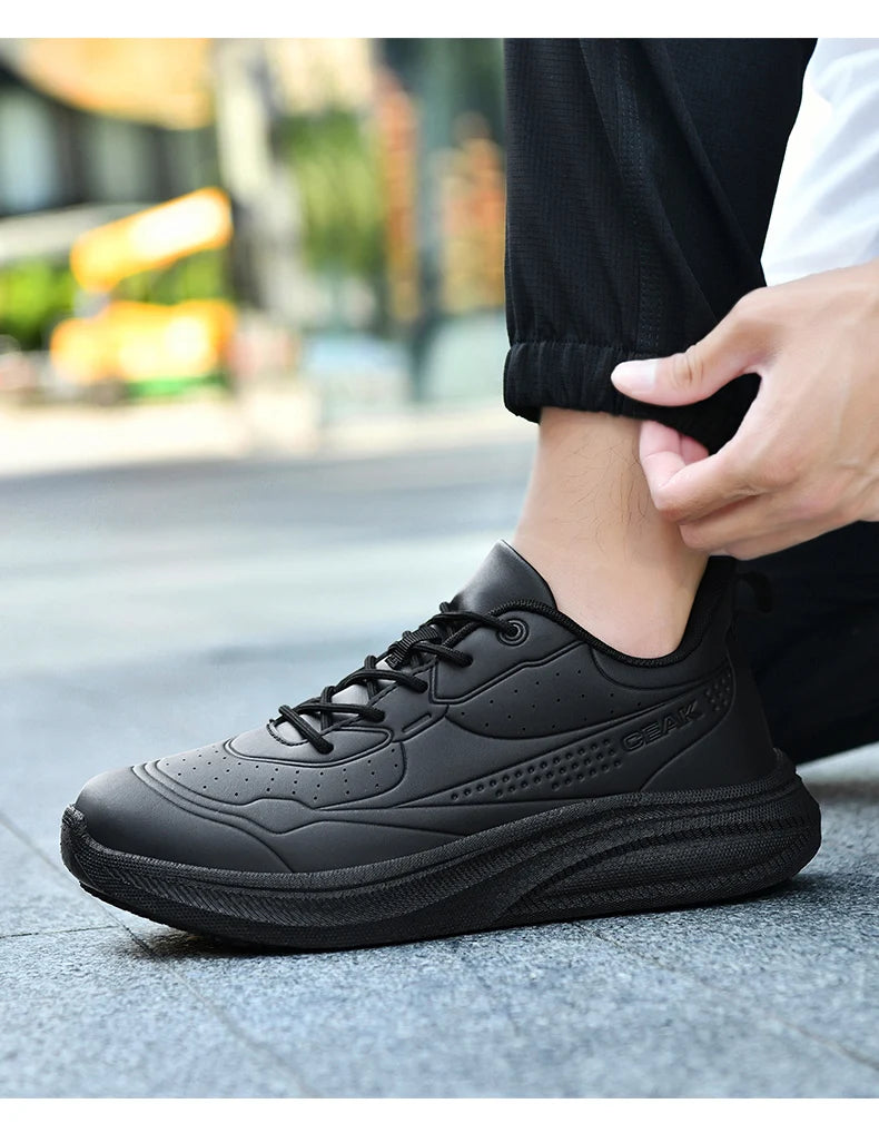 Zapatos de Chef de Hotel para las cuatro estaciones, transpirables, ligeros, antideslizantes, impermeables, a prueba de aceite, zapatos de trabajo de cocina, calzado deportivo informal para exteriores para hombre
