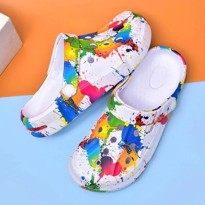Zuecos coloridos para hombres y mujeres, sandalias, zapatillas, patrón de inyección de tinta, cojín de aire, sandalias de playa transpirables, suela gruesa para exteriores